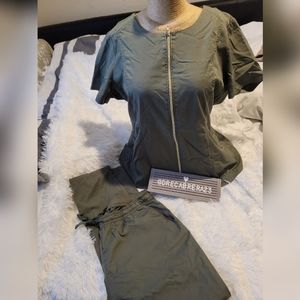 Jaanuu Scrubs Olive Green L top Medium Pants